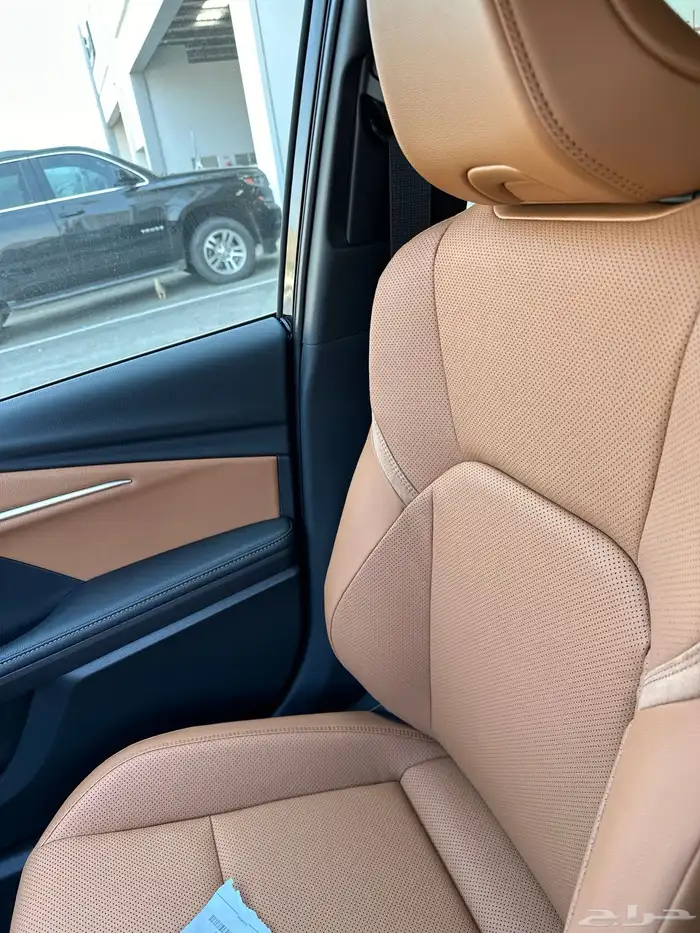 كامري 2025 لومير اصفار لون اسود مباعه 20