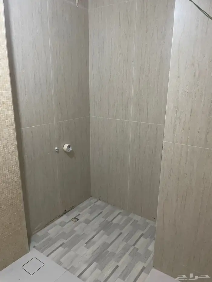 معلم بلط في جد 9