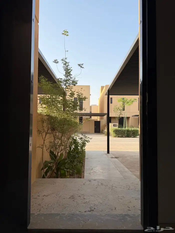 فيلا للايجار جديده وعرض مغري 25