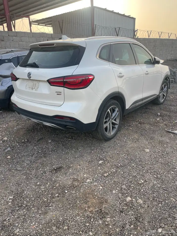 ام جي 2022 HS قطع غيار 3