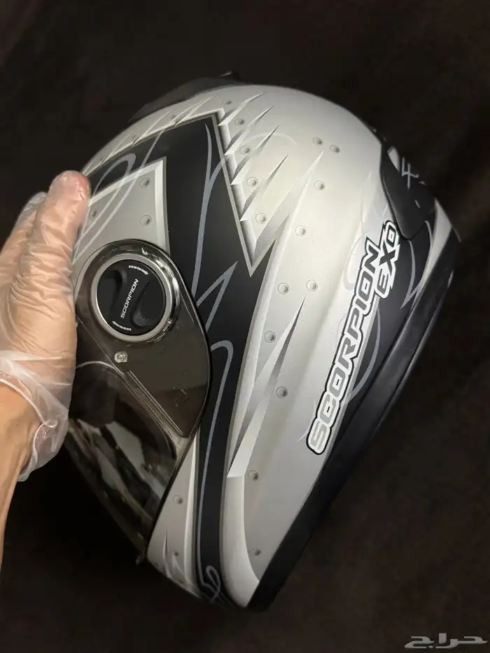 خوذة دباب Scorpion EXO - 700 1