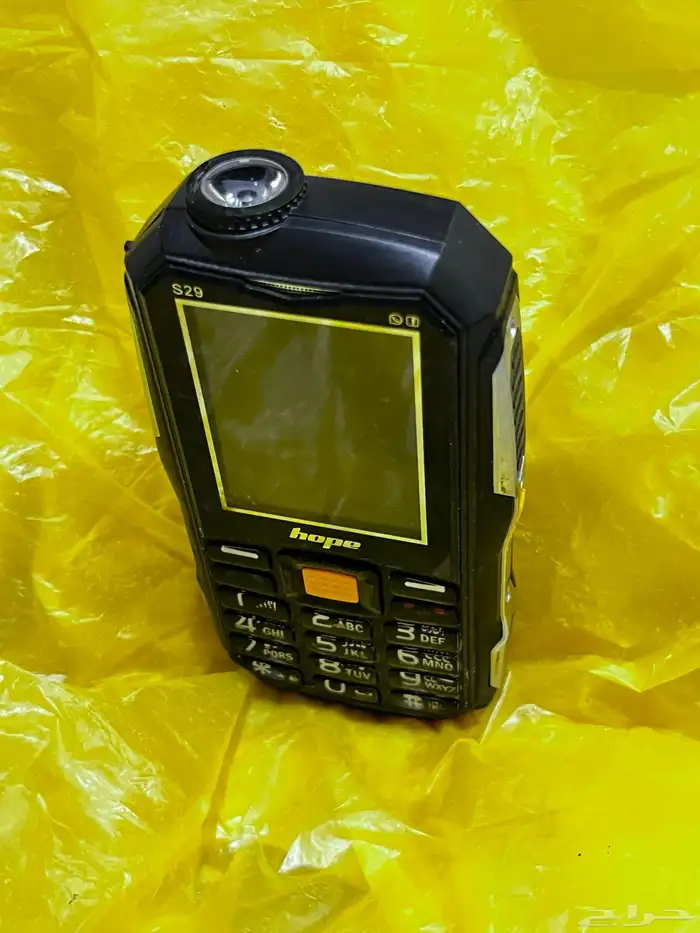 جوالات قديمه و راوتر 4G 9