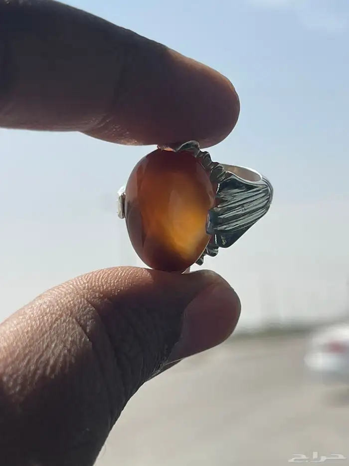 خاتم عقيق لون زيتي يمني 20