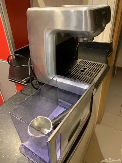 اله لعمل القهوه 1
