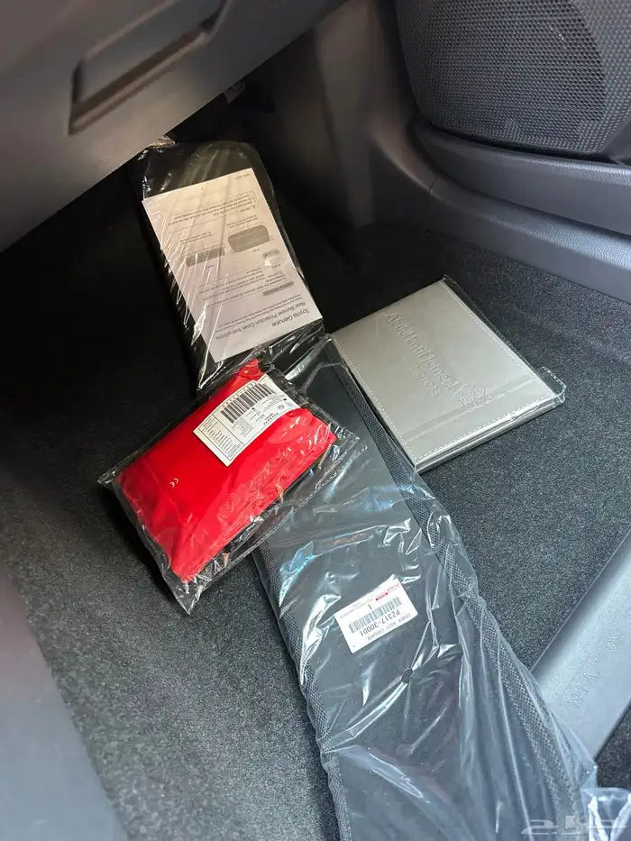 كامري 2025 لومير اصفار لون اسود مباعه 27