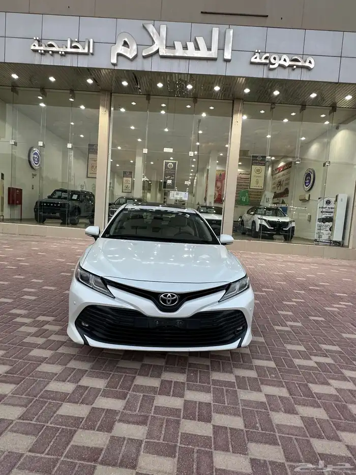 تويوتا كامري GLE 2020 1