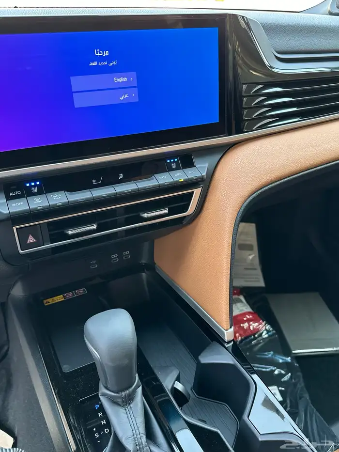 كامري 2025 لومير اصفار لون اسود مباعه 30