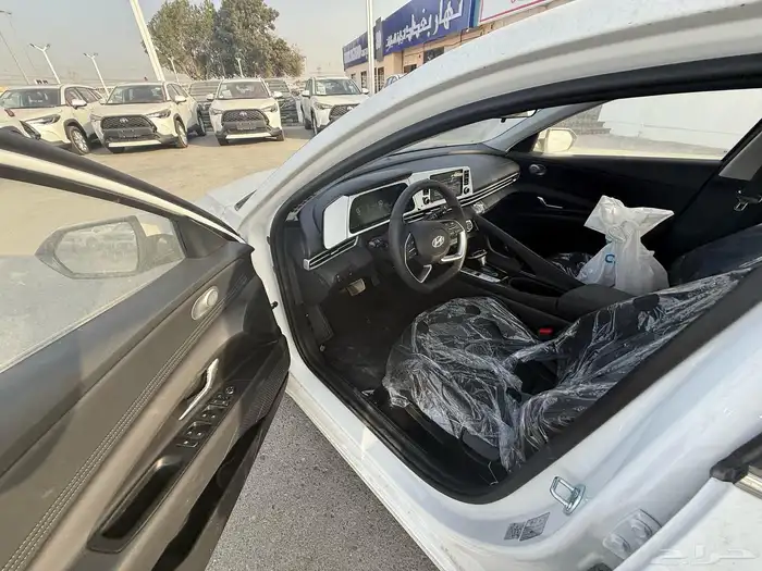 النترا كمفورت 2025 اصفار تم البيع 2