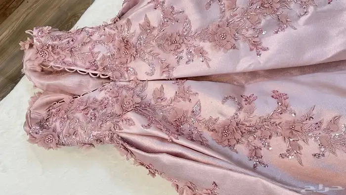 فستان لبييع مقاس ينلبس L و m 3