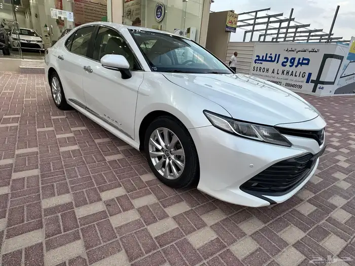 تويوتا كامري GLE 2020 15