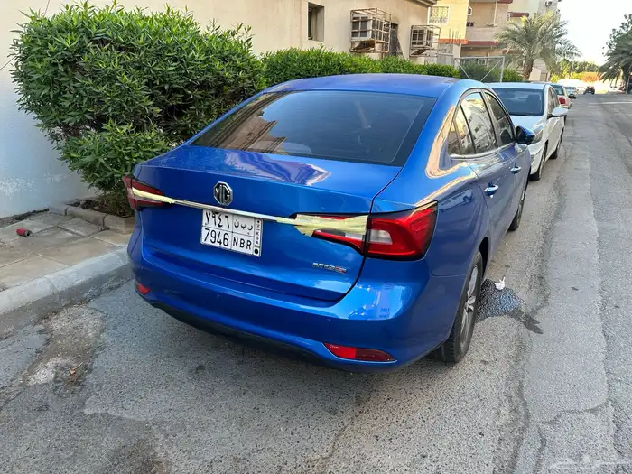ورشة سمكرة وبوية لي اصلاح جميع انواع السيارات 36