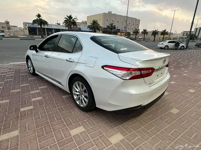 تويوتا كامري GLE 2020 9