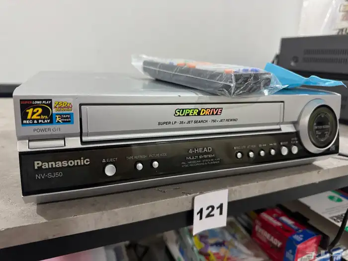 (تم البيع) جهاز فيديو (VHS) باناسونيك SUPER DRIVEمتعدد (121) 1