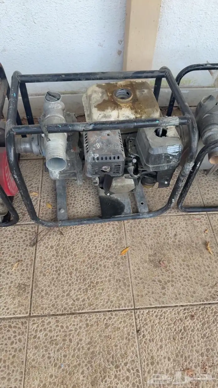 عدة محل كاملة للبيع 12
