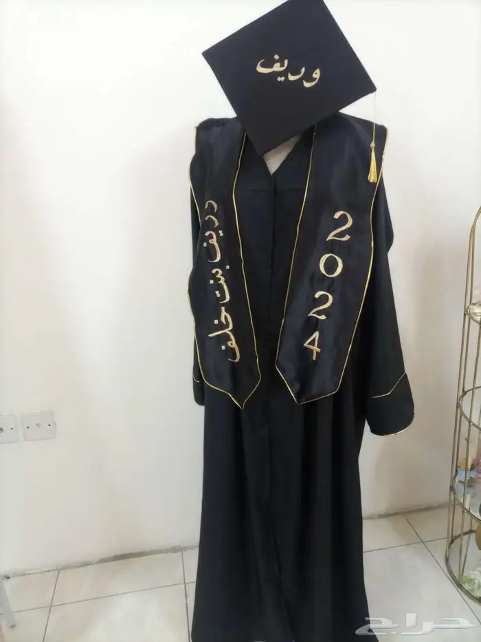 أرواب تخرج 2025 8