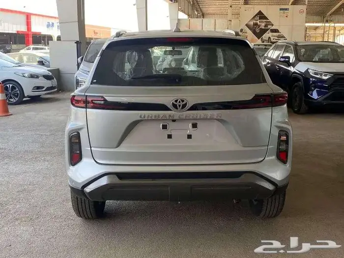 تويوتا اوربان كروزر GLX 2025 فل كامل تظليل مجانا 3