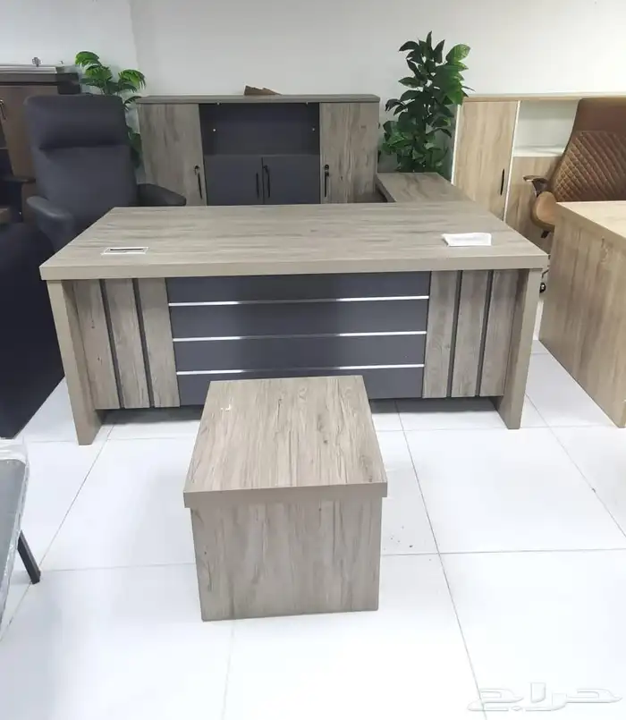 Workstations جديد محطات عمل ورك ستيشن رباعي و مكتب بارتيشن 37