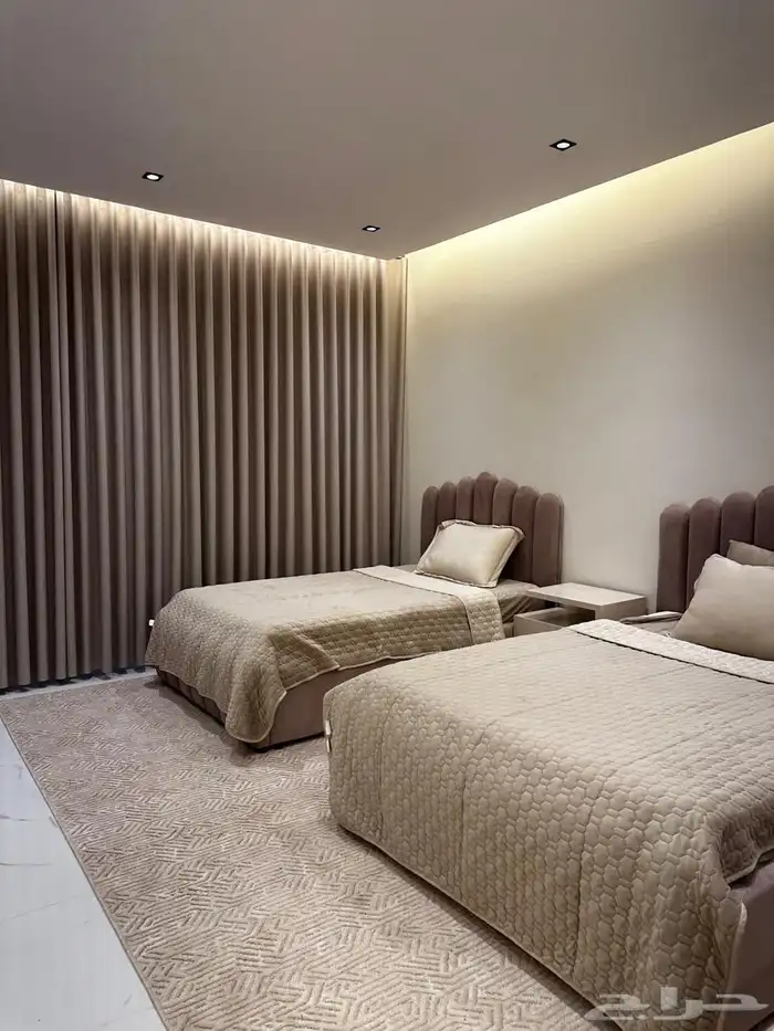 للتأجير فله جديدة مؤثثة أثاث فخم وجديد متكاملة 15