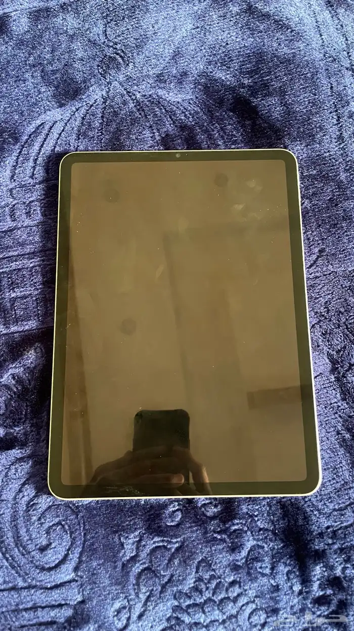 ايباد 21 برو الايباد نضيف مشتريه له اقل من سنه 2