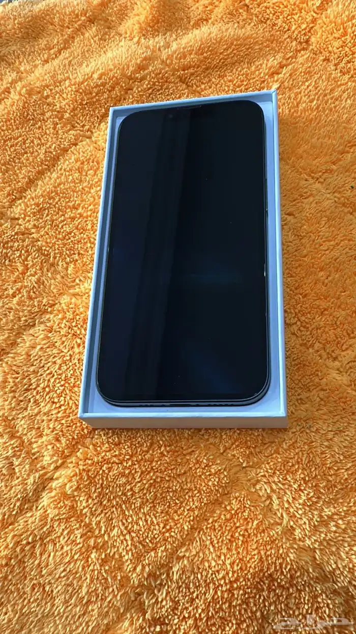 ايفون 16e 1
