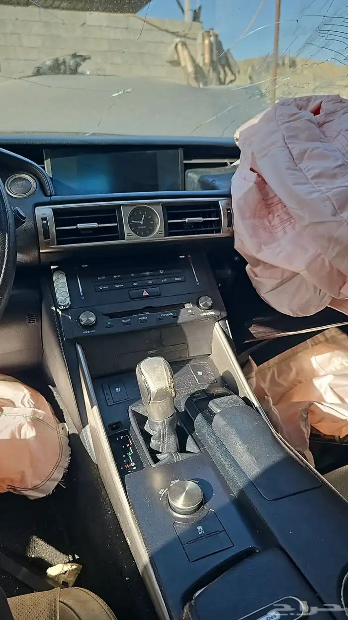 لكزس IS350 تشليح قطع غيار 6