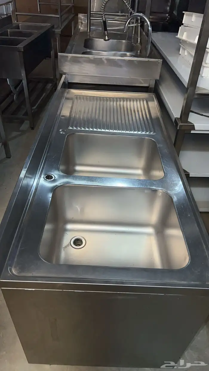 طاولات ستيل 2