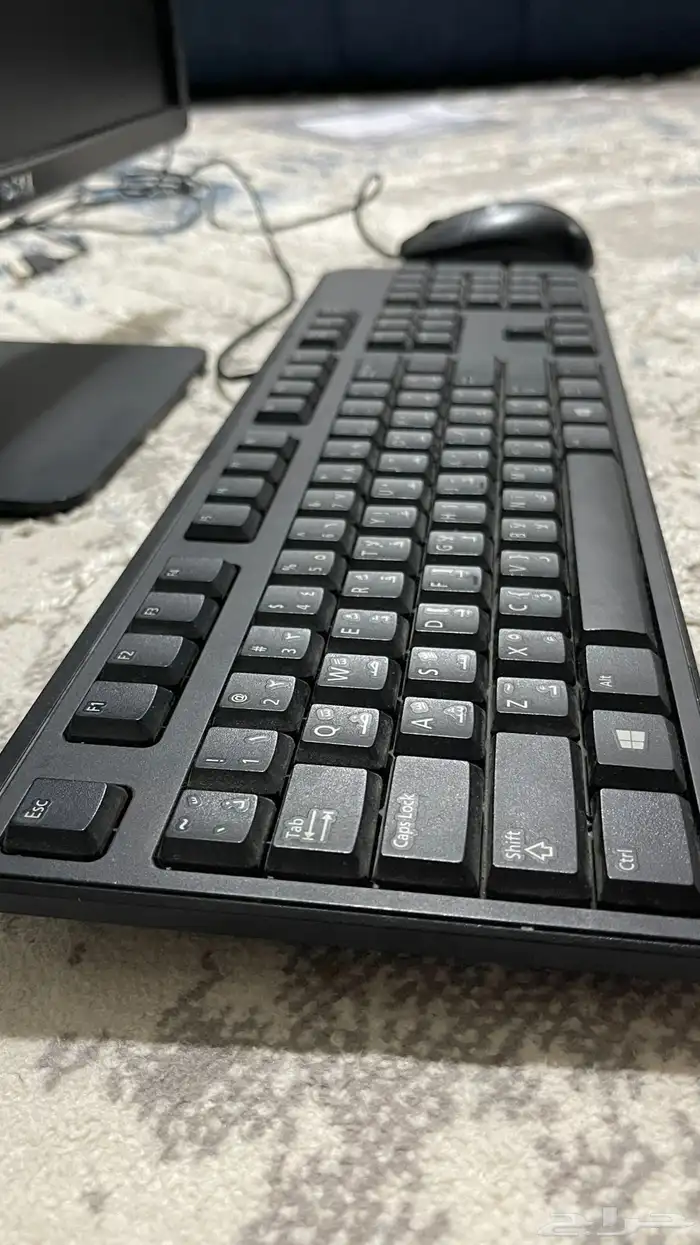 للبيع كمبيوتر pc DELL 2