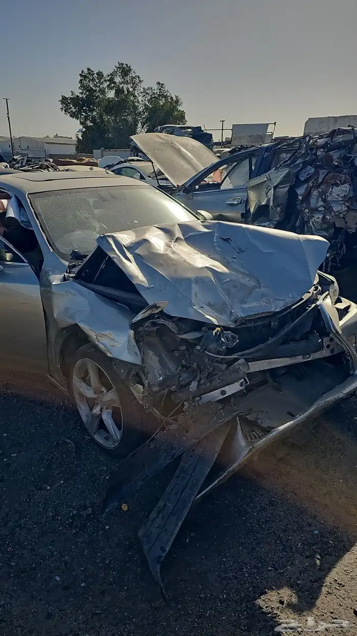 لكزس IS350 تشليح قطع غيار 2