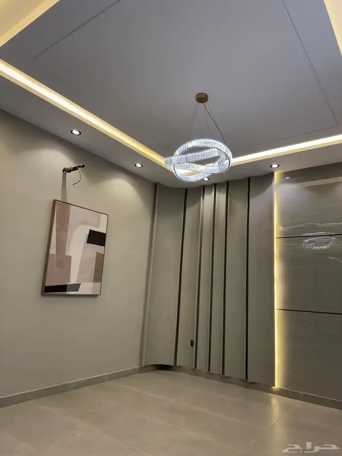 فيلا بتشطيب مميز دبل هايت وسكاي لايت 4