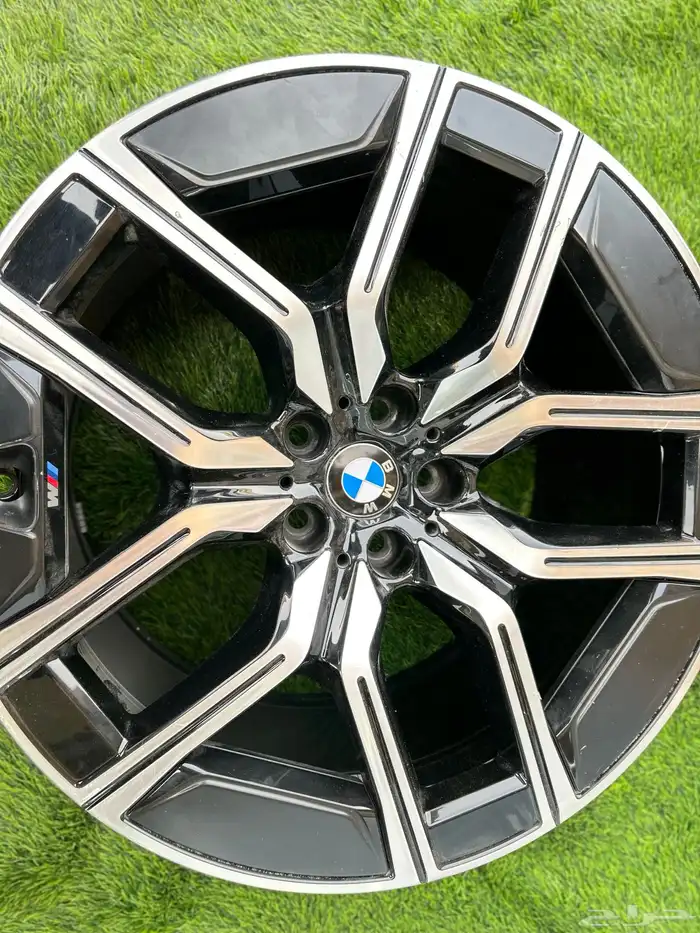 جنوط BMW 2024 i735 اصلي وكآله مقاس 20 3