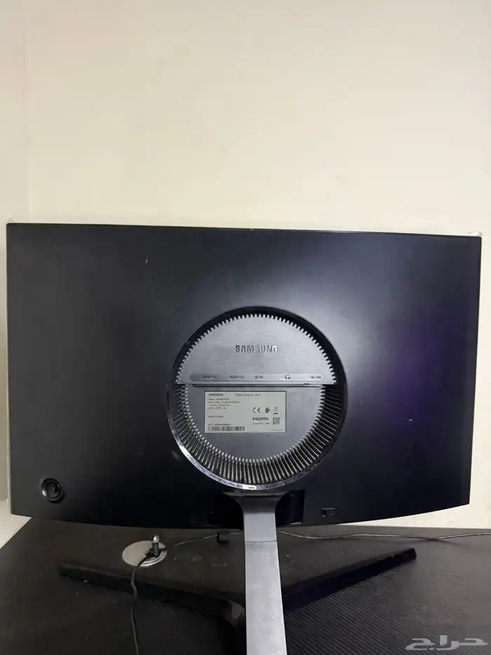 شاشة سامسونج 24 بوصة FHD للألعاب - 144Hz - استعمال نظيف 5