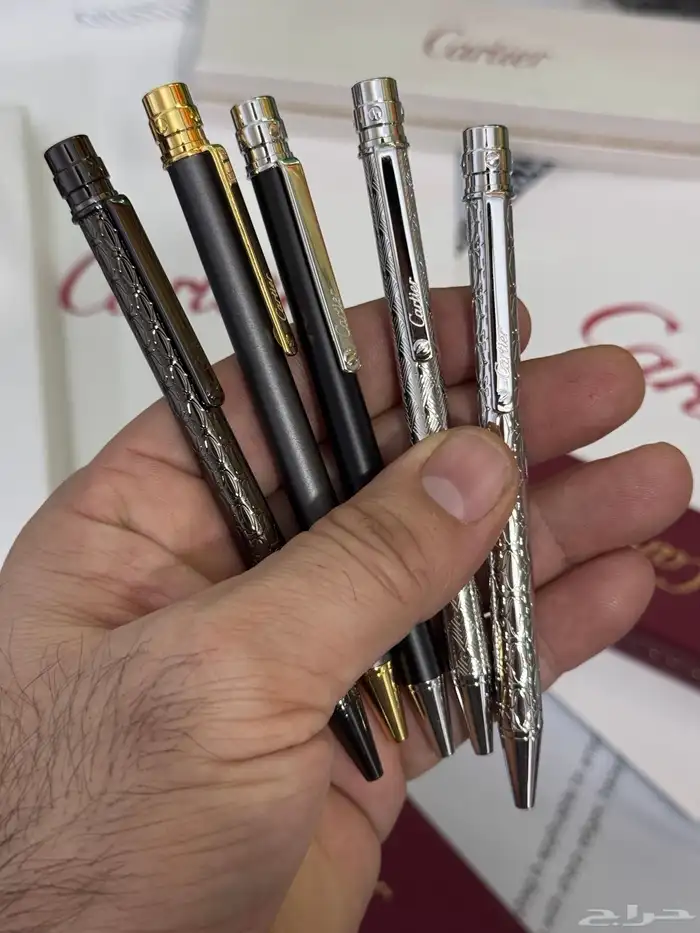 باقي عندنا اقلام كارتير وبس 75 للقلم ومعه سبحه هدية بعد 5