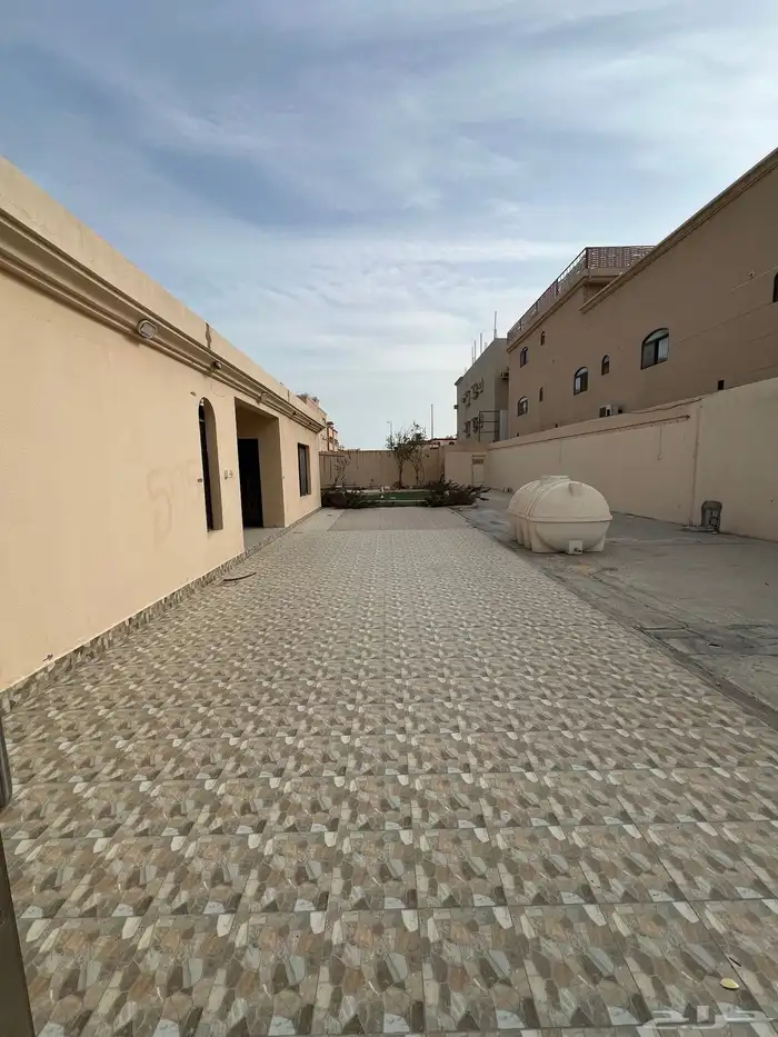 للايجار  . استراحة و للاستثمار طويل اجل براس تنورة 29