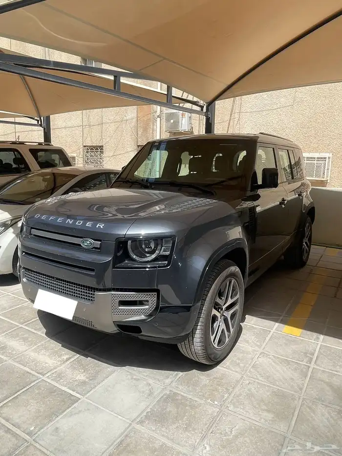 لاند روفر ديفيندر للايجار موديل 2025 0