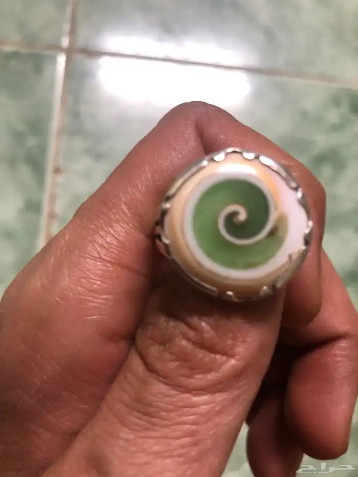 خاتم العطف ينور ف ظلام 0