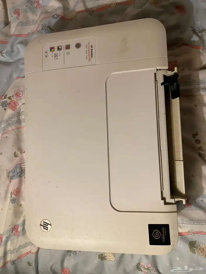 طابعه لون ابيض ورمادي ماركة hp 9