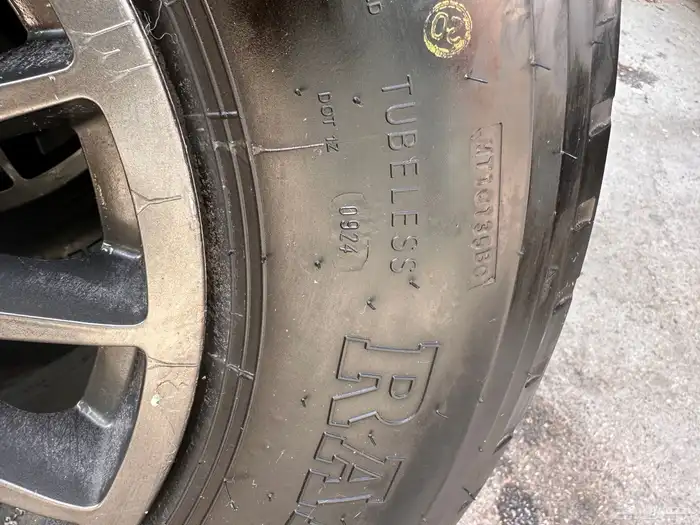 جنوط برايد مع كفرات بالون 13