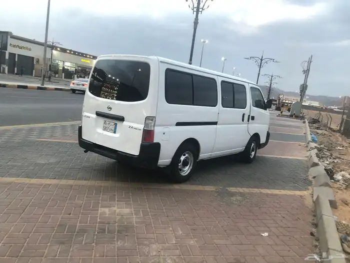 باص نيسان ايجار 1