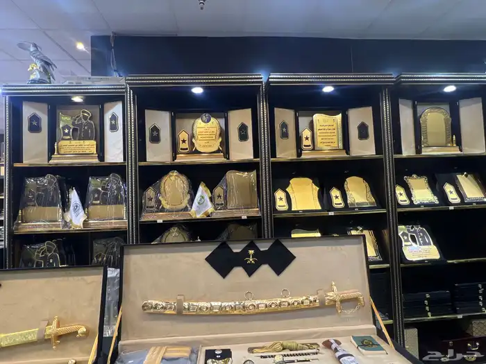 هدايا تخرج ضباط دروع سيوف هدايا سيوف هدايا دروع 9