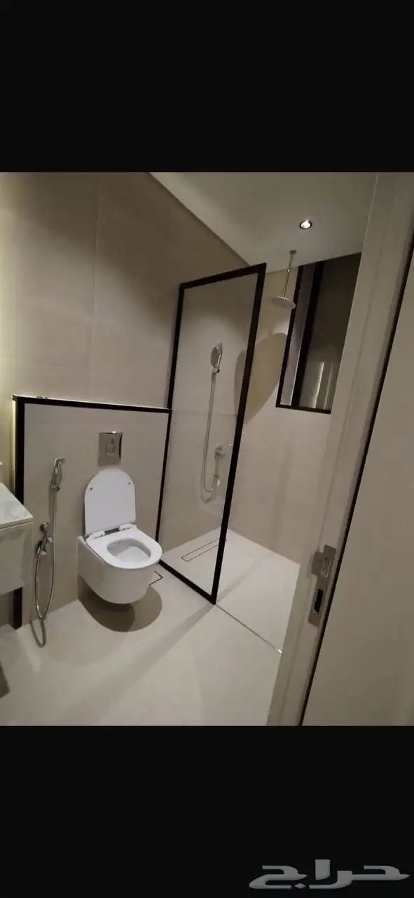 شقة مميزة للإيجار العارض   Apartment for rent 5
