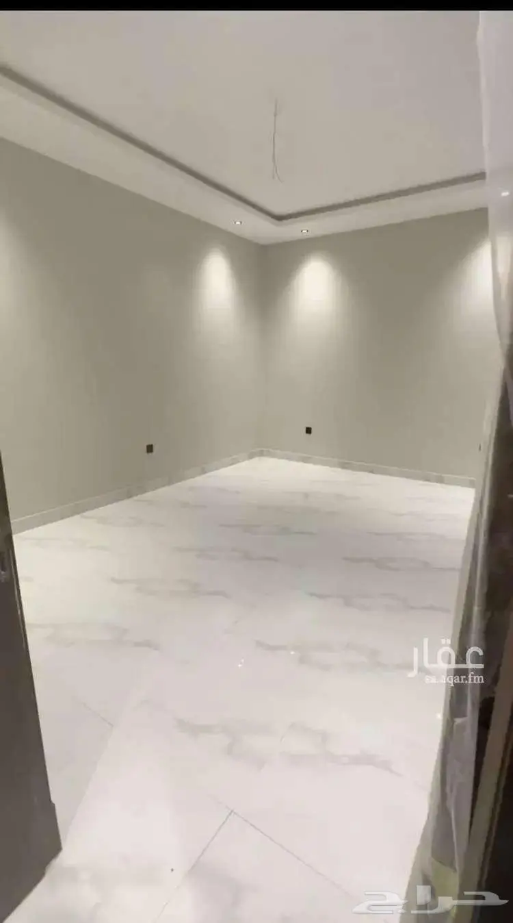 شقة في حي عكاظ 1