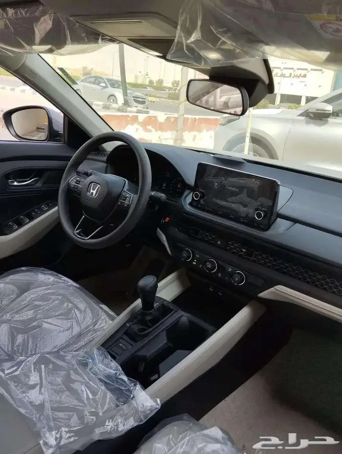 هوندا اكورد LX ستاندر بنزين 2025 سعودى 6