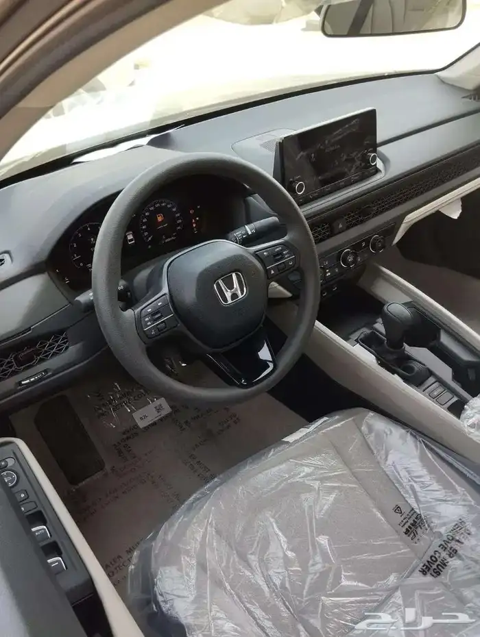 هوندا اكورد LX ستاندر سعودي 2025 10