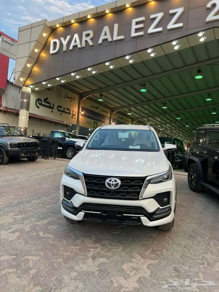 تويوتا فورشنر VX3 موديل 2025 5