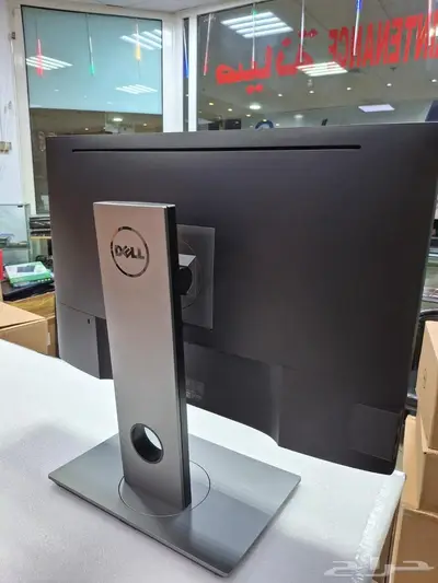 جهاز كمبيوتر مكتبي بحالة الجديد core i7 Vpro Dell optiplex70 8