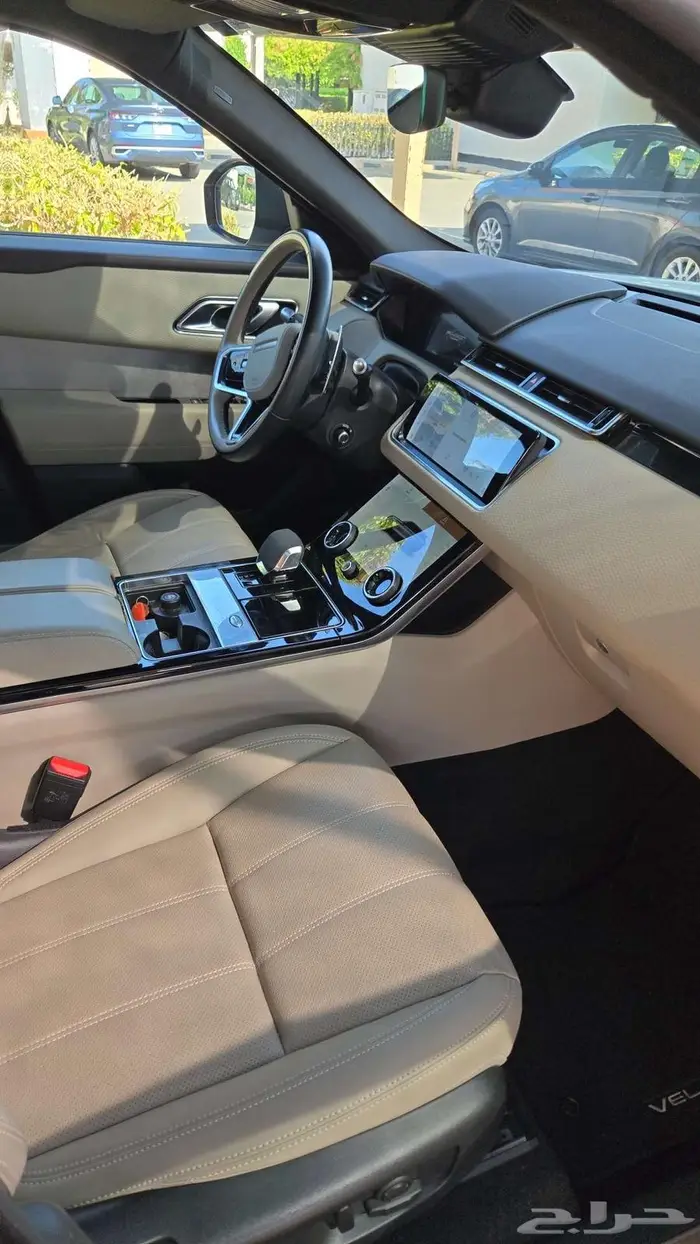 Range Rover Velar R-Dynamic S 2.0L 250 PS R21 12