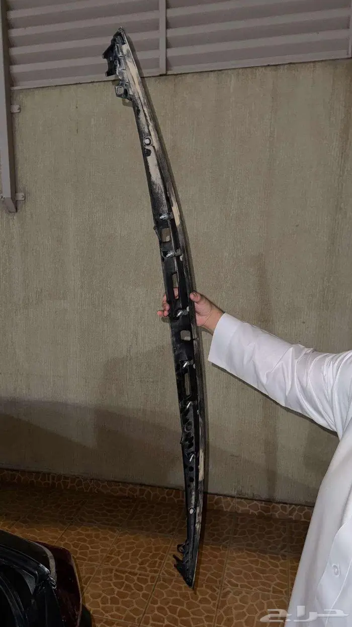 قطع شنطه لكزس Es 2022 2