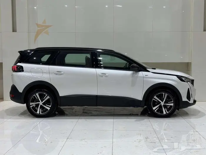 بيجو 5008 GT فل كامل 2025 7