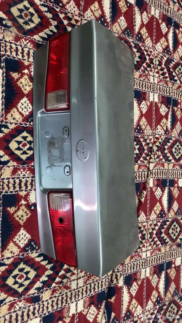 شنطه كامري 2002اصلي وكاله خاليه من العيوب 1