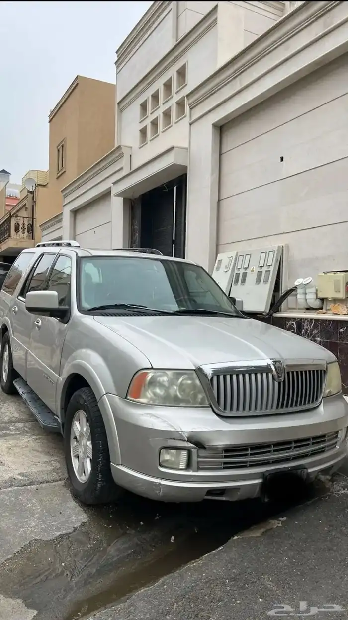 لينكون نافيجتور 2005 سعودي فل كامل 0